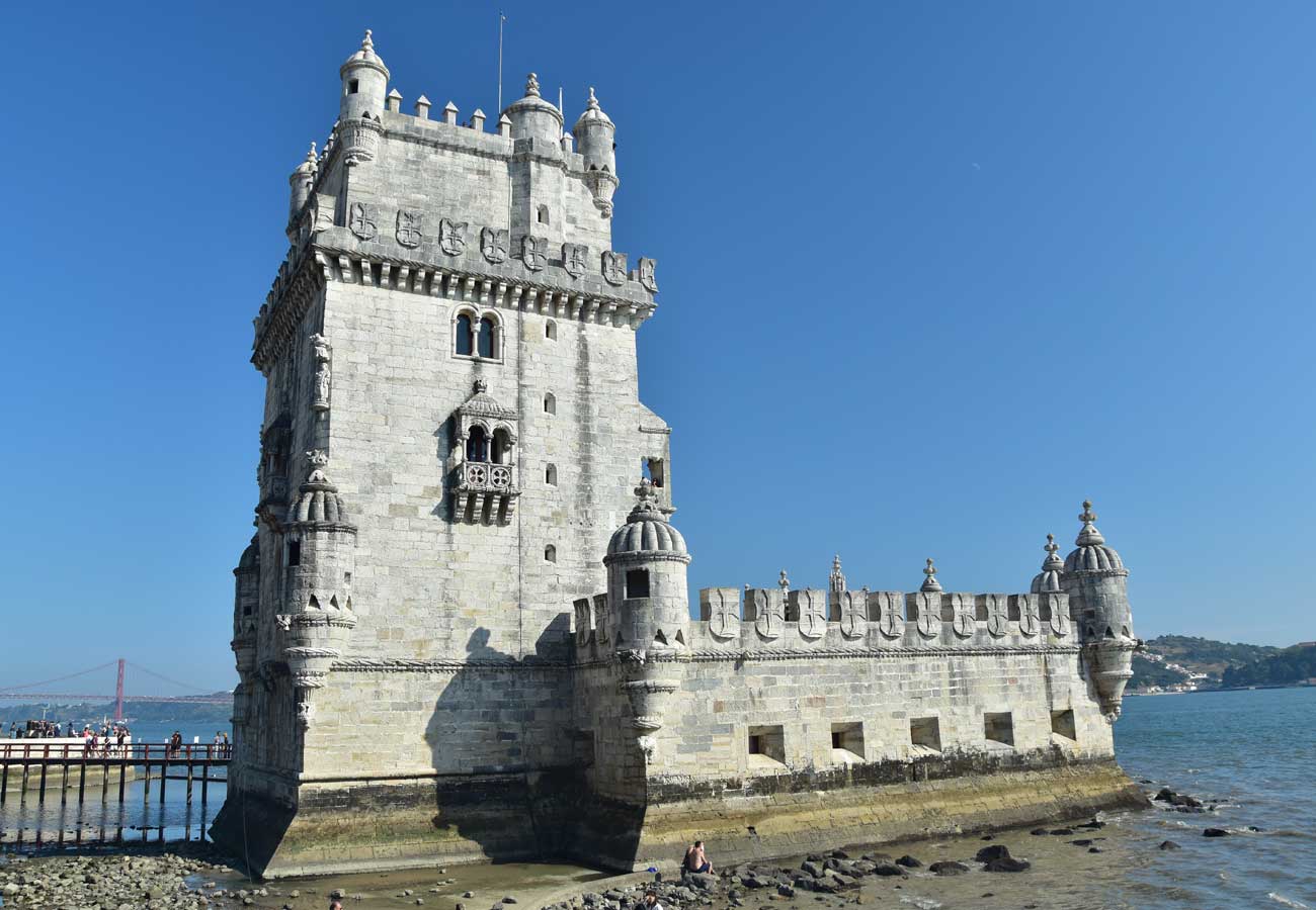 PORTOGALLO GUIDA DI VIAGGIO 2023: La guida aggiornata più recente per  scoprire gemme nascoste in Portogallo per i visitatori alle prime armi.